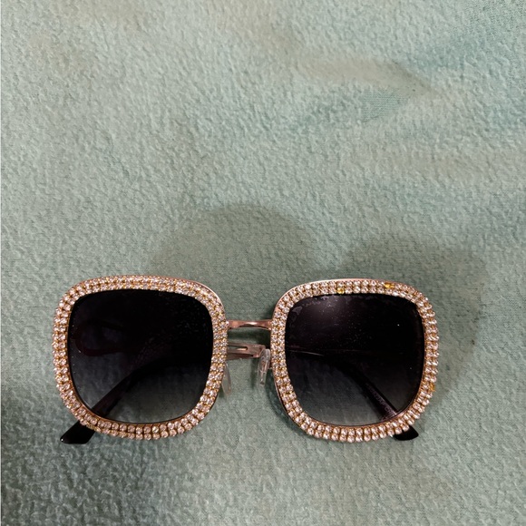Black/Gold Square Oversized Women's Sunglasses with Diamond Stud Decorated Lens - Picture 8 of 12